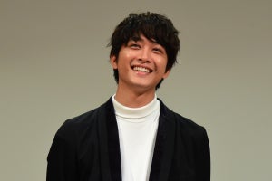 劇団EXILE・佐藤寛太、撮影現場で見た武田鉄矢の行動に驚き