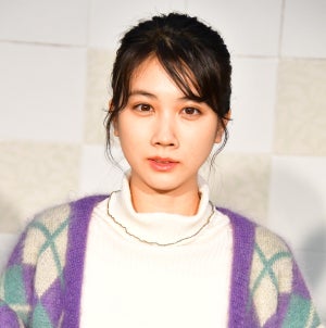 松本穂香、カネコアヤノの弾き語りに「泣きそうで本当に最高です!」と感動