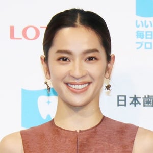 中村アン、ずっと欲しかった! ベストスマイル賞に感激「笑顔にさらに自信」