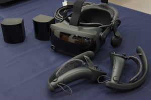 SteamVR対応「VALVE INDEX」が日本上陸！ つかむ・投げるをリアルに再現