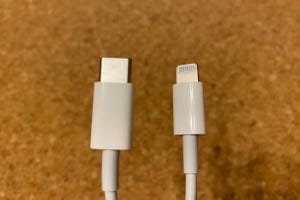 iPhoneをパソコンとつなぐ最速のケーブルは? - いまさら聞けないiPhoneのなぜ