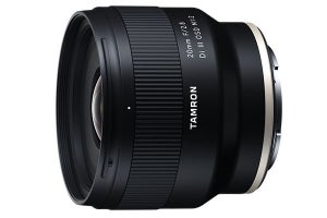 タムロン、Eマウント用「20mm F/2.8 Di III」を1月30日に発売