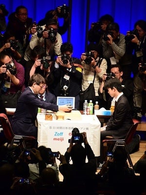 藤井聡太七段がベスト４進出　朝日杯３連覇が見えてきた！