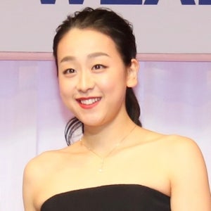 浅田真央、美デコルテ＆背中見せドレスで魅了「私も来年30歳に」