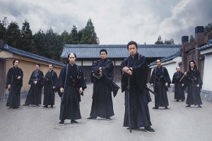 『燃えよ剣』黒隊服説の新写真公開! SixTONES森本慎太郎ら13名も追加発表