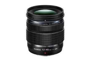 オリンパス、F4通しの小型標準ズーム「12-45mm F4.0 PRO」