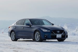 雪上で本領発揮? 日産「スカイライン」の性能を試した