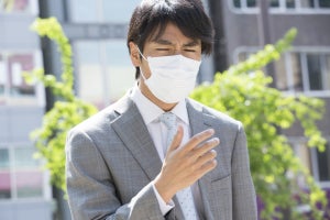 花粉症で一番困ることは何ですか? 「涙目で商談」「やる気が起きない」