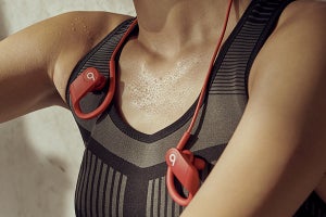 迫力サウンドのBeatsワイヤレス「Powerbeats」、国内でも発売開始