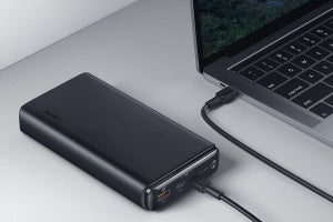 AUKEY、USB PD3.0とQC3.0に対応した26,800mAhのモバイルバッテリー