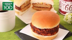 ローソン、100円「コロッケバーガー」や「チーズドッグ」など新発売