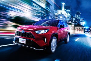 トヨタ「RAV4」にPHV登場! フル充電で95キロのEV走行可能