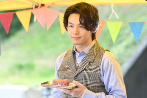 中村倫也、“大学生姿”衣装のこだわり　育ちの良さが伝わるスタイルに