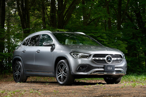 メルセデス・ベンツ、コンパクトSUVの新型「GLA」を発売