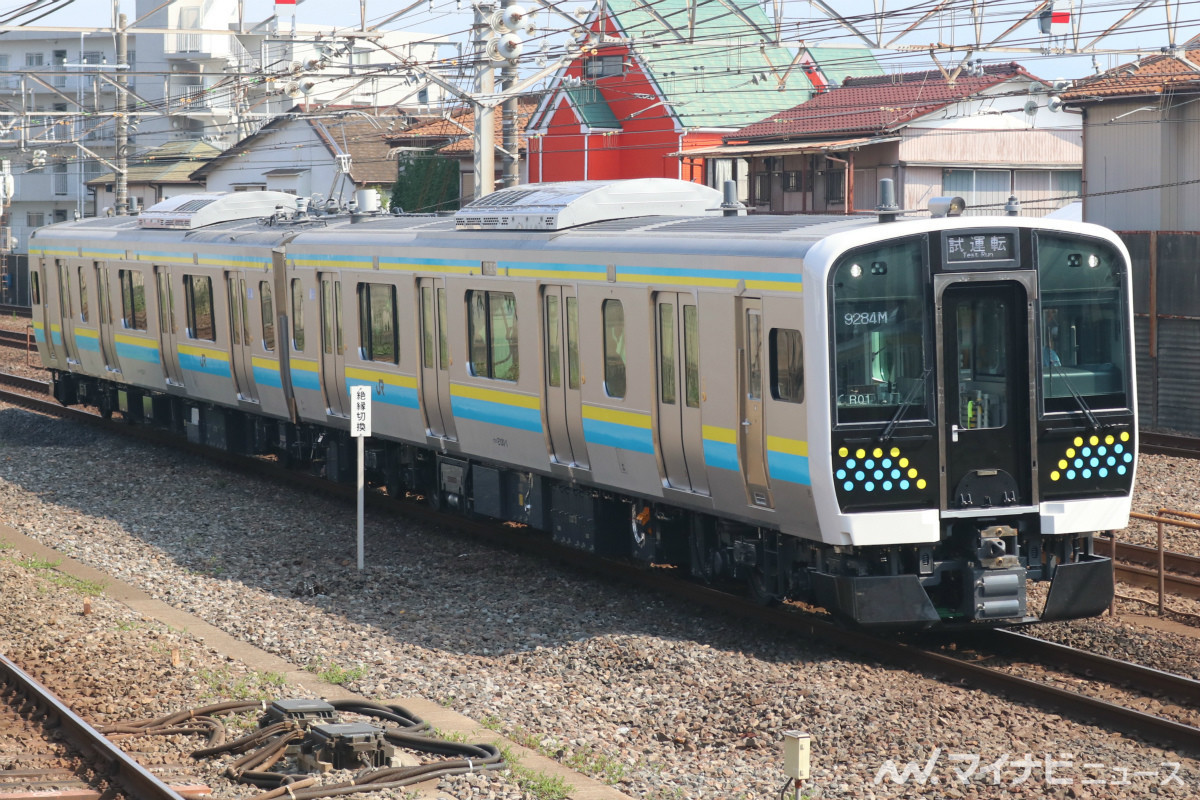 JR東日本E131系、新型車両が試運転 - 2両編成で総武快速線など走行