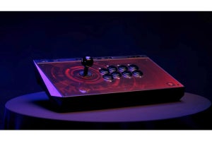 Mad Catzのアケコンが復活！ 「EGO Arcade FightStick」を8月下旬に発売