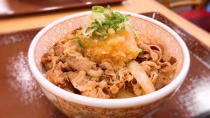 夏バテでも無問題!? 「すき家」のさっぱり系牛丼を実食レビュー