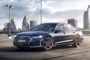 アウディ、フラッグシップモデル・新型「Audi S8」を発売