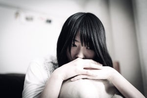 コンプレックスの意味とは? 使い方・類語から原因や対処法まで解説