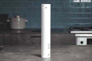 スティック型の低温調理器「BONIQ」、小型化と低価格化を図った新版