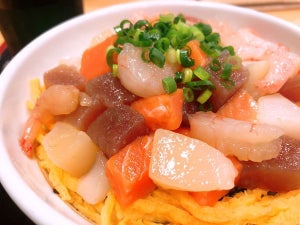 なか卯の「海鮮丼」でカジュアルに海の幸が食べられる喜びを噛み締める