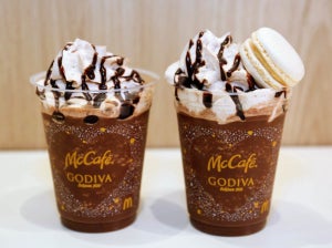 【実食】マクドナルド×GOIDVAの「チョコフラッペ」は濃厚で贅沢な味わいでした