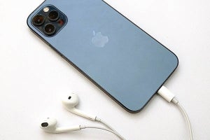 iPhone 12の箱から姿を消した「EarPods」　代わる最強イヤホンを探せ！