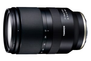 タムロン、ソニーAPS-C用の明るい高倍率ズーム「17-70mm F/2.8 Di III-A VC RXD」