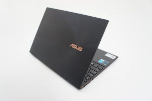 2in1で仕事もゲームもイケるTiger Lake機 - ASUS「ZenBook Flip S UX371EA」レビュー