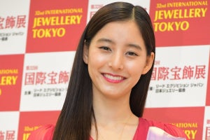 新木優子、ジュエリーとの深い縁「母も私がお腹の中にいるときに…」