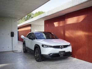 マツダ、初の量産電気自動車「MAZDA MX-30 EV MODEL」発売