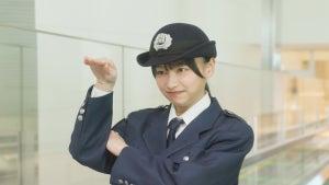 日向坂46影山優佳、“スネークポーズ”披露　再現ドラマで税関職員役