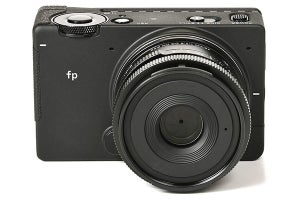 「SIGMA fp」初のキャッシュバック　45mmキットは30,000円を還元