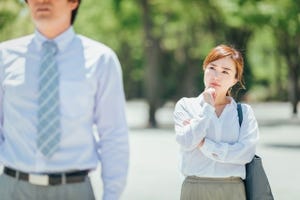 【いいこと聞いた】苦手な人が世界から“消える”…? 哲学科の先輩から聞いたのまさかのアドバイスに、「これは名案」「まさに今」と感謝の声