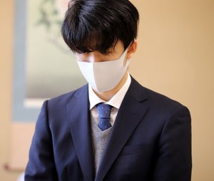 藤井聡太二冠の棋史に残る絶妙手「▲４一銀」の凄さとは