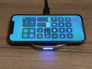 iPhoneのワイヤレス充電にタブーはありますか? - いまさら聞けないiPhoneのなぜ