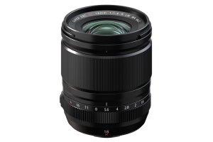 富士フイルム、明るい大口径広角単焦点レンズ「XF18mmF1.4 R LM WR」