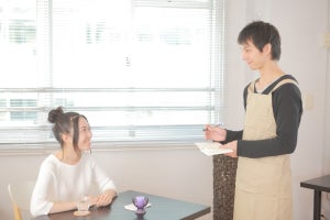 「よろしかったでしょうか」は間違い? ビジネスでの正しい使い方・言い換えを解説