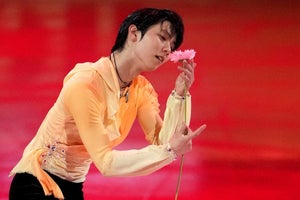 元コーチが初めて語る、羽生結弦の表現力「本当に感動した『花は咲く』」