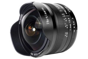 APS-C向けの対角魚眼レンズ「7Artisans 7.5mm F2.8 FISH-EYE II」 - 約2万円