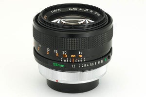 キヤノン、非球面レンズを採用した「FD55mm F1.2AL」の発売から50年