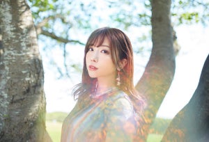 声優・愛美、ニューシングル「カザニア」のジャケ写＆新アー写を公開