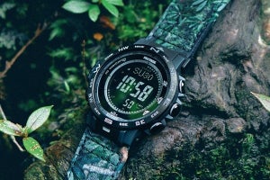 カシオ「PRO TREK」×「ELNEST」、屋久島の自然をテーマにしたコラボモデル