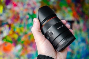 天体撮影用“アストロフォーカスモード”搭載 -「SAMYANG AF 24mm F1.8 FE」