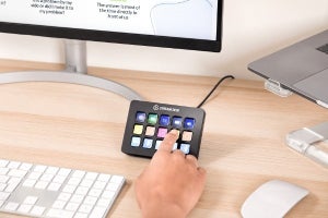 Elgato、ショートカット用キーパッド「Stream Deck MK.2」と初のWebカメラ発売