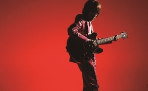 デビュー40周年・角松敏生のライブを3カ月連続で大特集