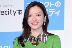 永野芽郁、コロナ復帰後初イベント　初共演の高田純次から贈り物「小判が入ってるよって…」