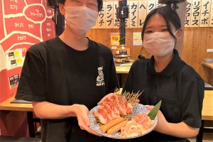 焼肉店「すだく」が、宿題が終わった小学生に焼肉を無料でプレゼント