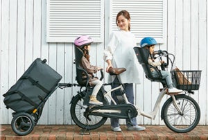 子乗せ自転車でもけん引できる、家族のためのサイクルトレーラーが登場