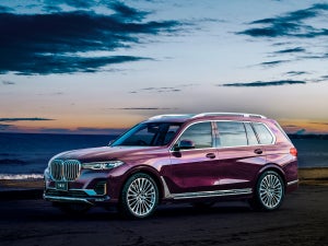 たった3台の限定車「BMW X7西陣エディション」登場 - 西陣の色彩芸術を随所に採用